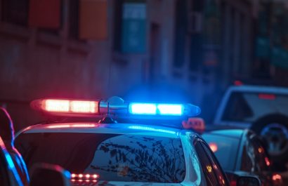 Chofer de bus evita el abuso sexual a una menor y entrega al presunto agresor a la Policía