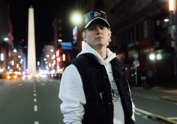 Christopher Vélez inicia su despegue como solista con Quiéreme