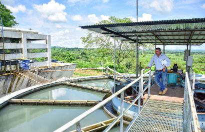 Cinco cantones de Manabí gestionan financiamiento por $11,2 millones para mejorar abastecimiento de agua potable