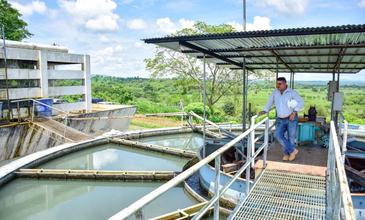 Cinco cantones de Manabí gestionan financiamiento por $11,2 millones para mejorar abastecimiento de agua potable