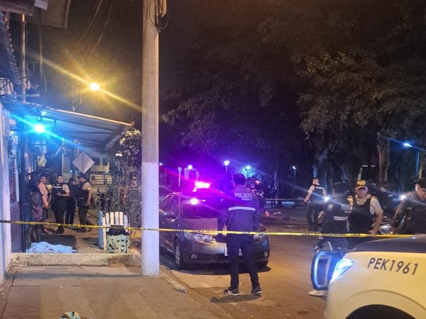 Cinco hombres asesinados a bala en Portoviejo tras lanzamientos de fuegos artificiales