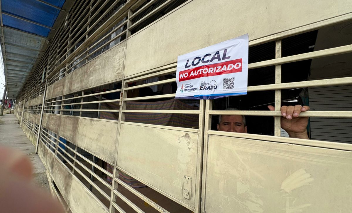 Clausura de feria Ecuatextil Pelileo duró solo horas: comerciantes obtienen prórroga para legalizarse