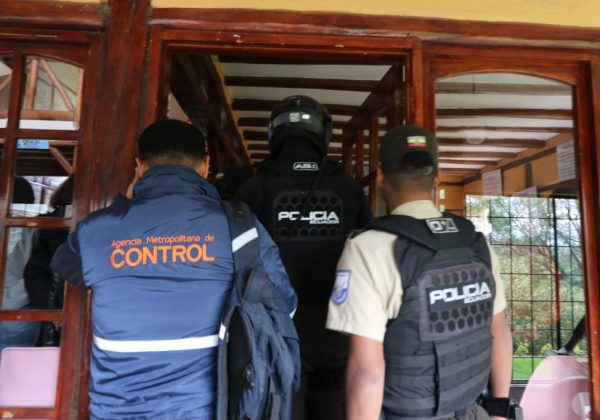 Clausuran centro de rehabilitación clandestino que torturaba y abusaba de mujeres en Nayón