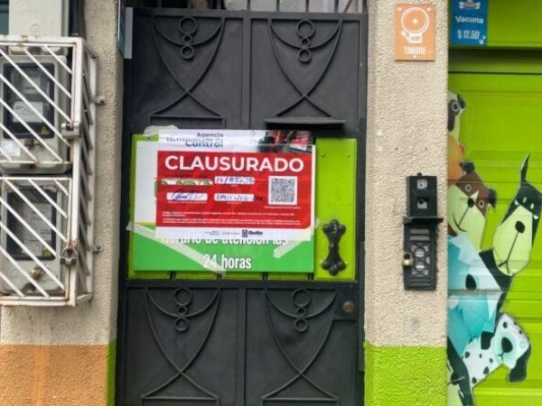 Clausuran clínica veterinaria en Quito por operar sin permisos y usar medicamentos vencidos