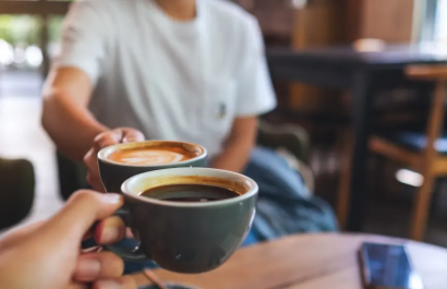 Claves para elegir y tomar café con beneficios cardiovasculares