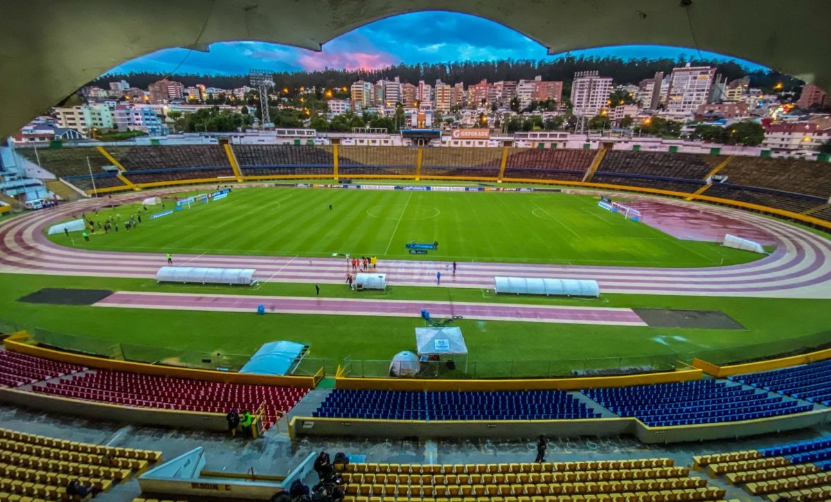 Clubes de fútbol respaldan la reversión de la donación del estadio Atahualpa al Municipio de Quito