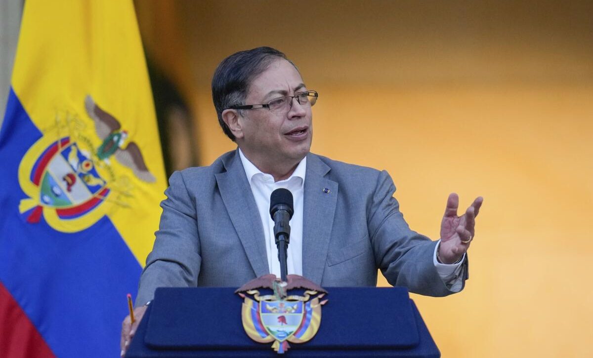 Colombia Intensifica Lucha Contra el Clan del Golfo Tras Acusaciones de Pacto con el ELN