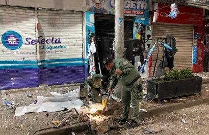 Colombia sufre tres atentados en menos de 24 horas con una veintena de muertos