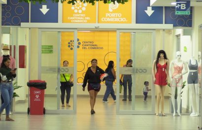 Comerciantes del CC1 solicitan convertir área del Centro Cantonal de Comercio de Portoviejo en espacio lúdico