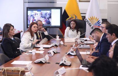 Comisión Económica evalúa reforma al recurso de revisión tributario