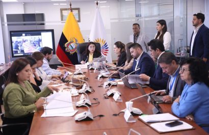 Comisión de Régimen Económico aprueba informe sobre proforma presupuestaria 2025 de 40 mil millones de dólares