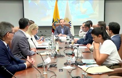 Comisión de Salud de Ecuador evalúa propuesta integral contra el cáncer en Guayaquil