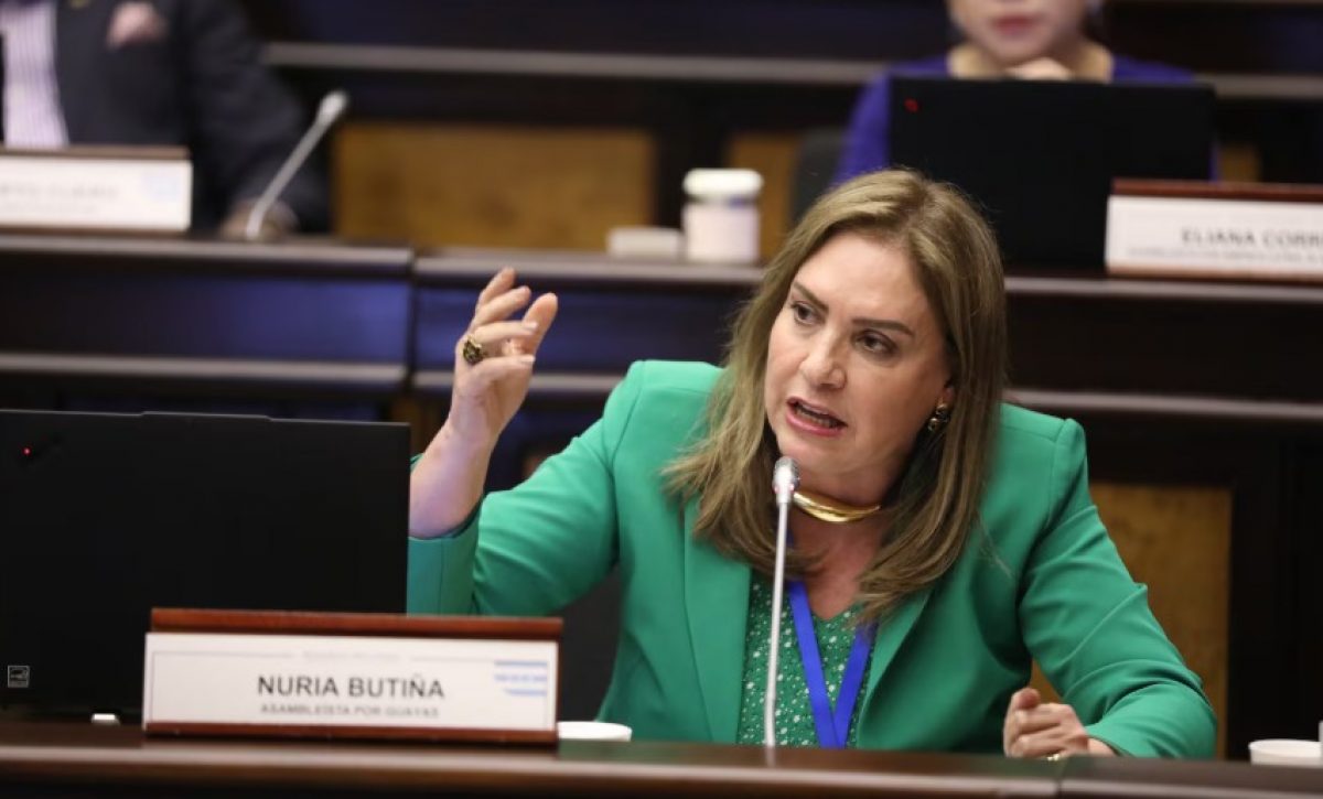 Comité de Ética recomienda destitución de Nuria Butiñá por presunto cobro de “diezmos”