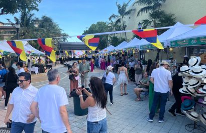 Comunidad-ecuatoriana-en-Miami-celebra-identidad-cultural-con-multitudinaria-feria-anual