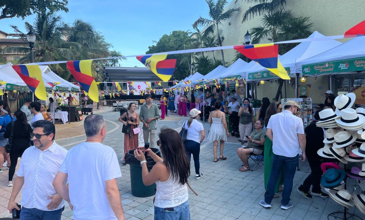 Comunidad-ecuatoriana-en-Miami-celebra-identidad-cultural-con-multitudinaria-feria-anual