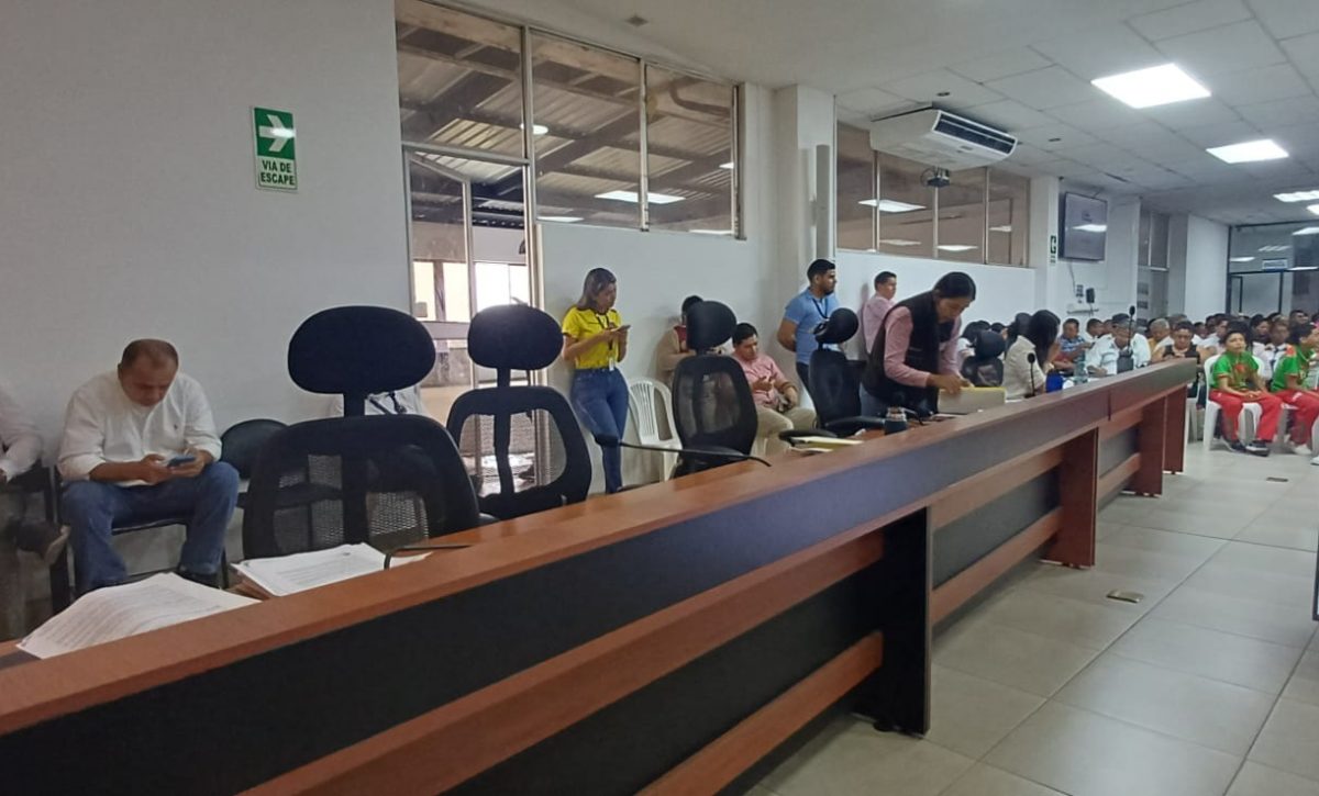 Concejo de Santo Domingo otorga vacaciones reglamentarias a edil vinculado a investigación penal