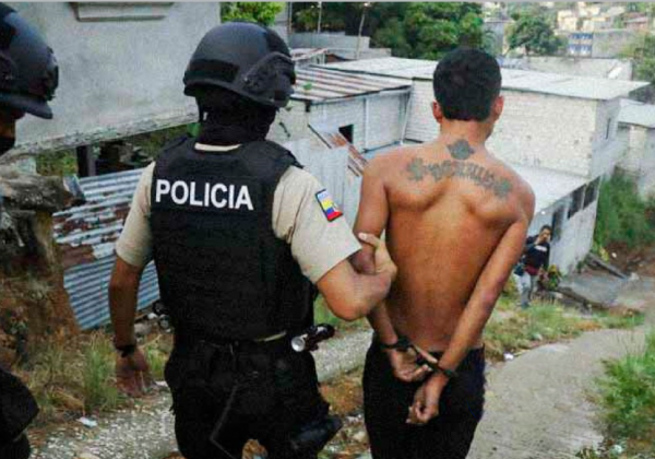 Condenan a 22 años de prisión a hombre por violación incestuosa contra su hija, en Santo Domingo de los Tsáchilas