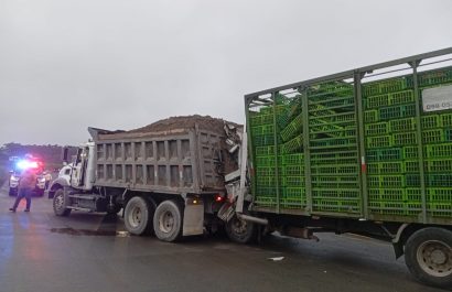 Conductor fallece tras accidente entre camión y volqueta en la vía La Concordia – Santo Domingo