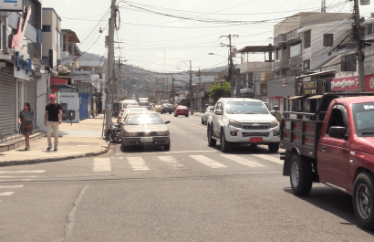 Congestión vehicular en Portoviejo por inicio del año lectivo
