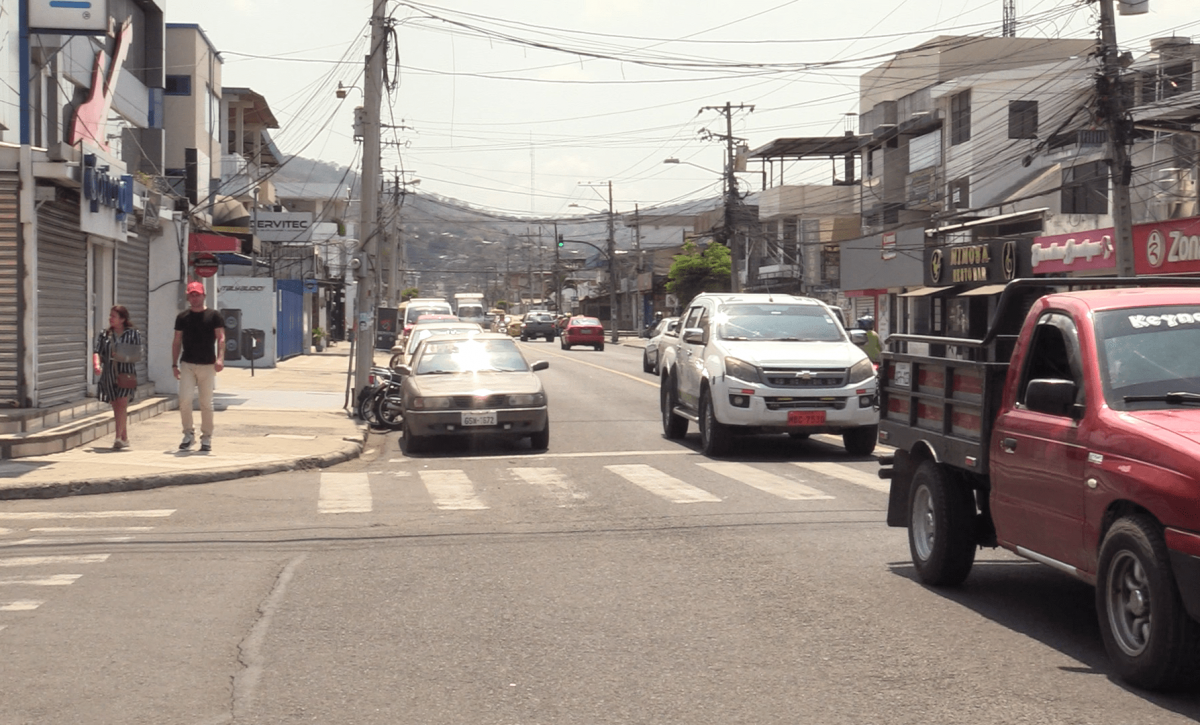 Congestión vehicular en Portoviejo por inicio del año lectivo