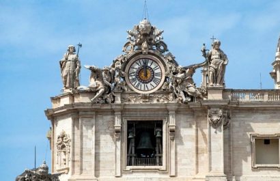 Constatada la muerte del Papa Francisco, Inicia el período oficial de sede vacante