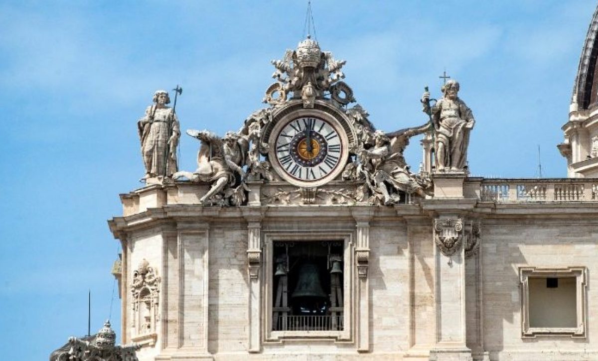 Constatada la muerte del Papa Francisco, Inicia el período oficial de sede vacante