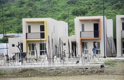 Constructora invertirá $1,7 millones en 38 viviendas en proyecto habitacional municipal, en Portoviejo