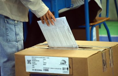 Consulta popular 2025 en Ecuador el 38% de los ecuatorianos votará sí, según Cedatos
