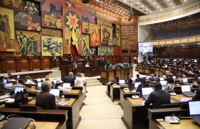 Consulta popular de 2025: La propuesta de Noboa que busca reducir la Asamblea de 151 a 71 asambleístas