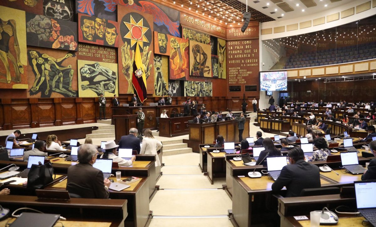Consulta popular de 2025: La propuesta de Noboa que busca reducir la Asamblea de 151 a 71 asambleístas