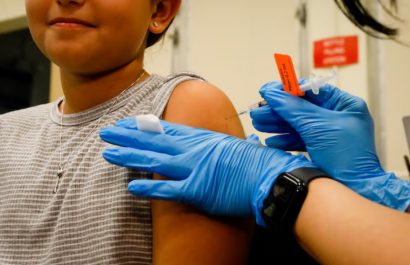 Contradicción en EE. UU. Centros para el Control y la Prevención de Enfermedades reafirma recomendación de vacuna Covid-19 en niños