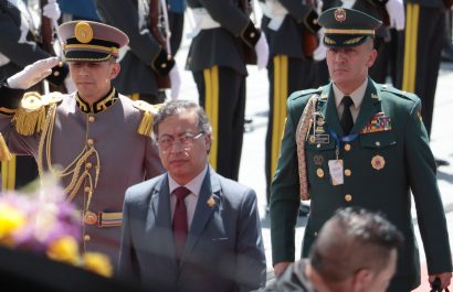 Controversia en Colombia Andrés Pastrana cuestiona visita 'secreta' de Gustavo Petro a Manta en mayo