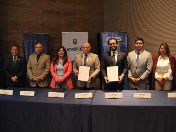 Crean Comité Interinstitucional para mejorar la salud materno neonatal en Ecuador