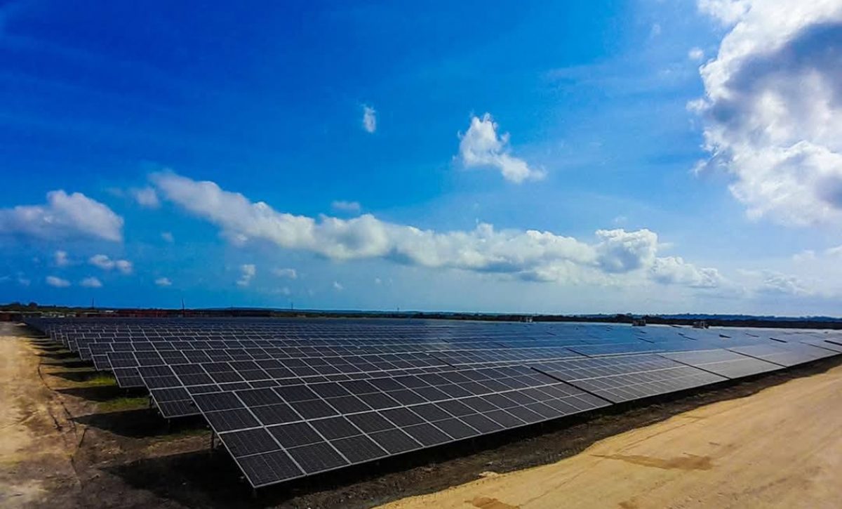 Cuba apuesta por energía solar para superar crisis eléctrica y reducir dependencia del petróleo.