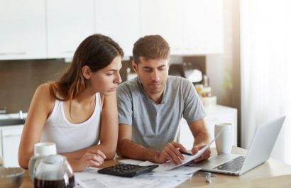 Cuentas conjuntas o separadas: cómo gestionar las finanzas en pareja.
