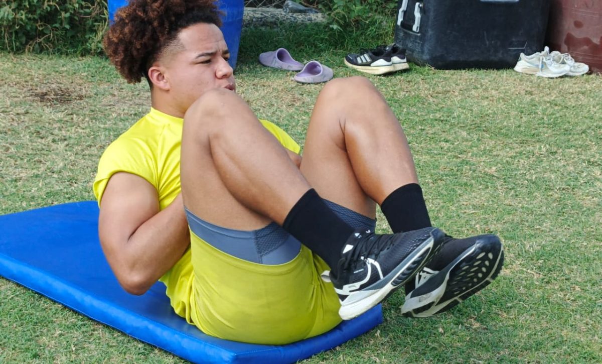 Erick Mendoza, en uno de los entrenamientos de Delfín SC.