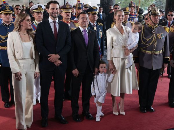 Daniel Noboa Así fue la ceremonia de posesión del Presidente, revive los mejores momentos en esta galería. (API).
