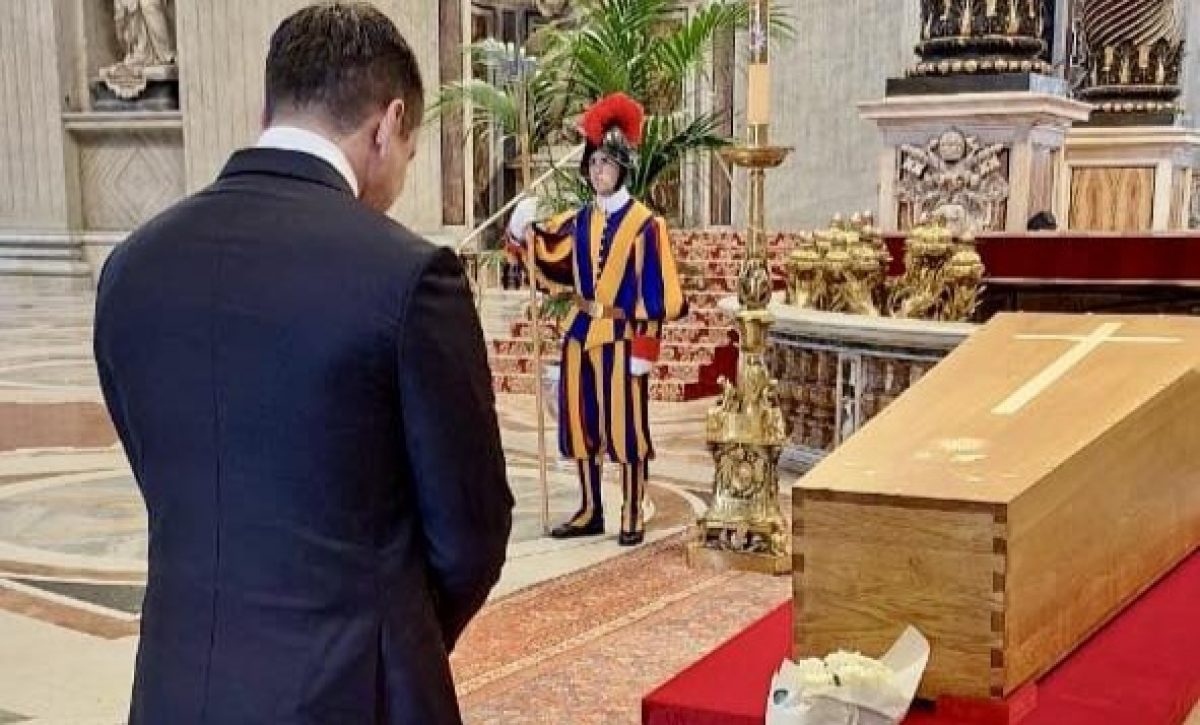 Daniel Noboa asistió al funeral del papa Francisco junto a otros 50 líderes mundiales