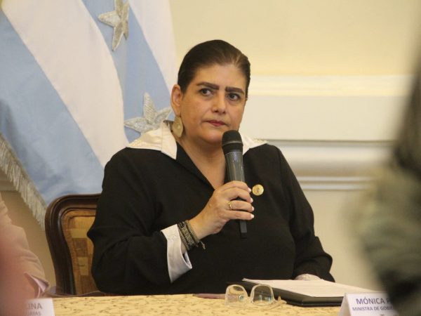 Daniel Noboa designa a Mónica Palencia como representante de Ecuador ante la OEA.