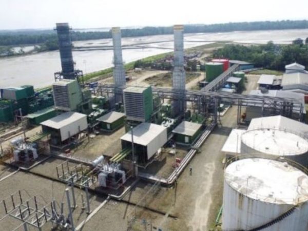 Decreto presidencial acelera construcción de termoeléctricas a gas natural en Ecuador