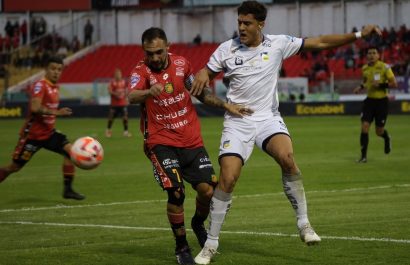Delfín SC logró un valioso empate 1-1 ante Deportivo Cuenca en un vibrante encuentro disputado la tarde-noche de este domingo