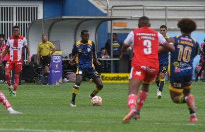 Delfín cayó ante Técnico Universitario y definirá su permanencia en la última fecha