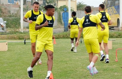Delfín SC encara tres finales por la permanencia en LigaPro