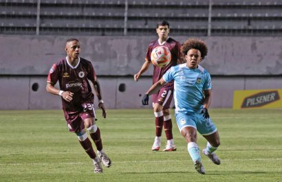 Acción del partido entre Vinotinto vs. Delfín.