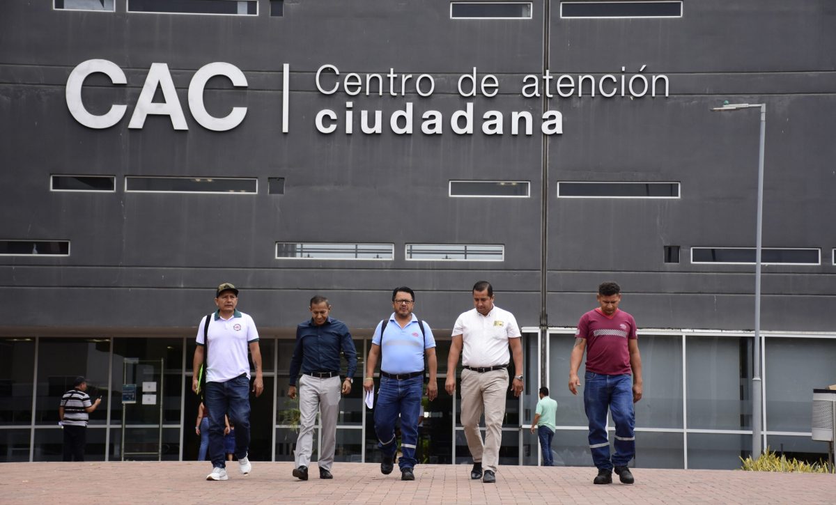 Denuncian condiciones caóticas en el CAC Portoviejo 10 de 12 baños inoperativos y sin personal de limpieza