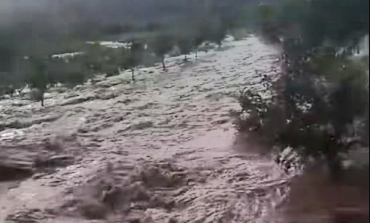 Desbordamiento del río Chota inunda cultivos en Pimampiro
