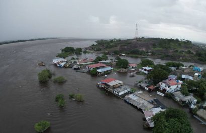 Desbordamiento del río Orinoco deja 199 familias damnificadas en Amazonas, Venezuela.