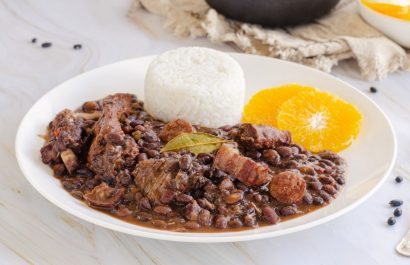 Descubre cómo preparar la auténtica feijoada brasileña en casa