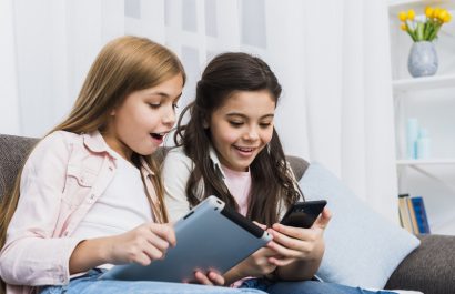 Descubre por qué expertos prohíben el uso de Google Gemini en niños y adolescentes.