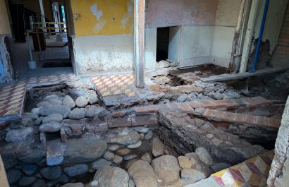 Descubren canal colonial de 1816 en Casa Donoso de Cuenca